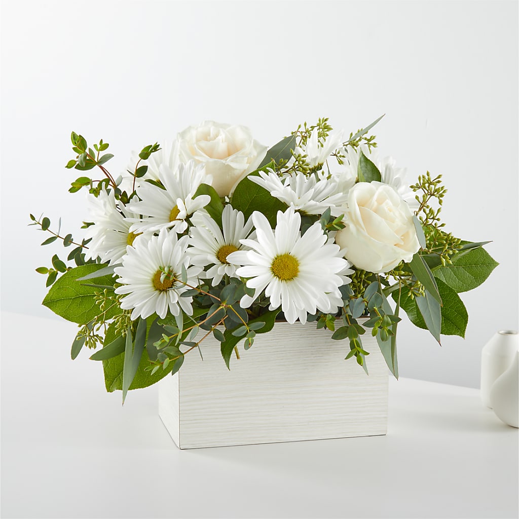 Fresh Linen Box Bouquet – MR K'S FLOWERS, Littleton CO