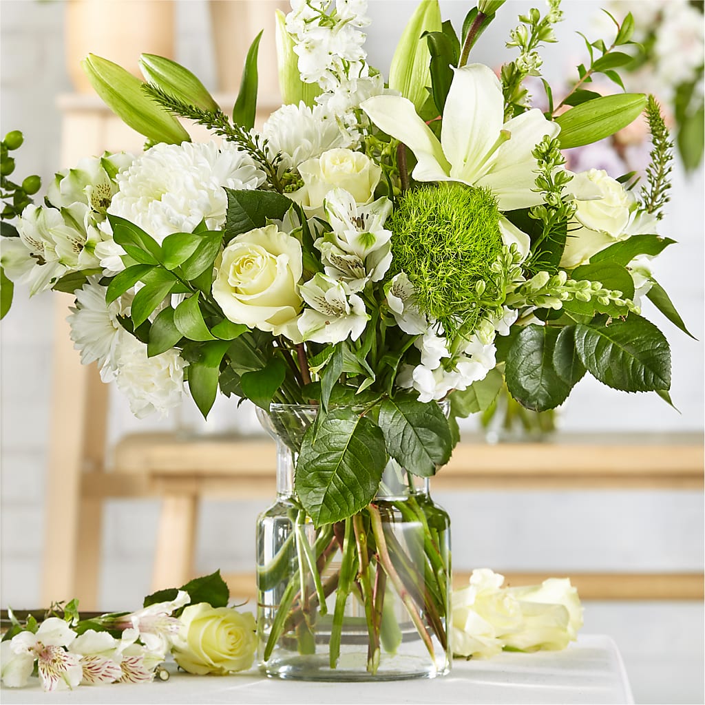 Classic Ivory – A Florist Original – MR K'S FLOWERS, Littleton CO