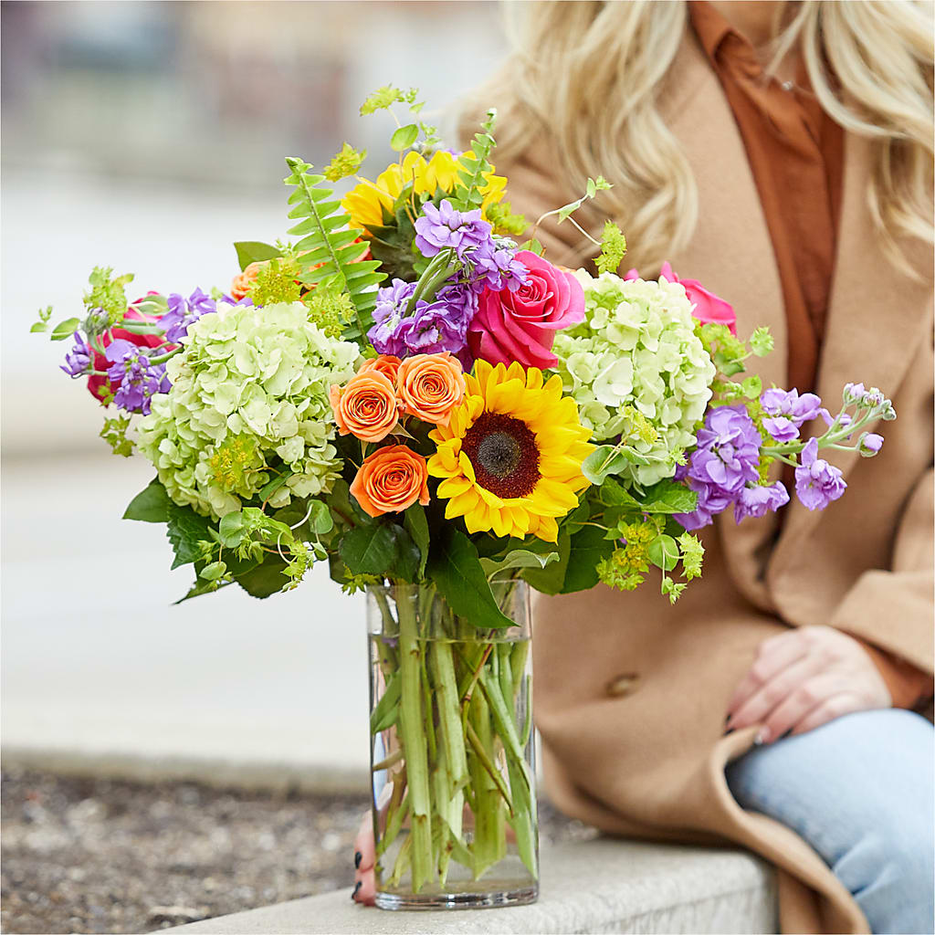 Vibrant Greetings Bouquet – MR K'S FLOWERS, Littleton CO
