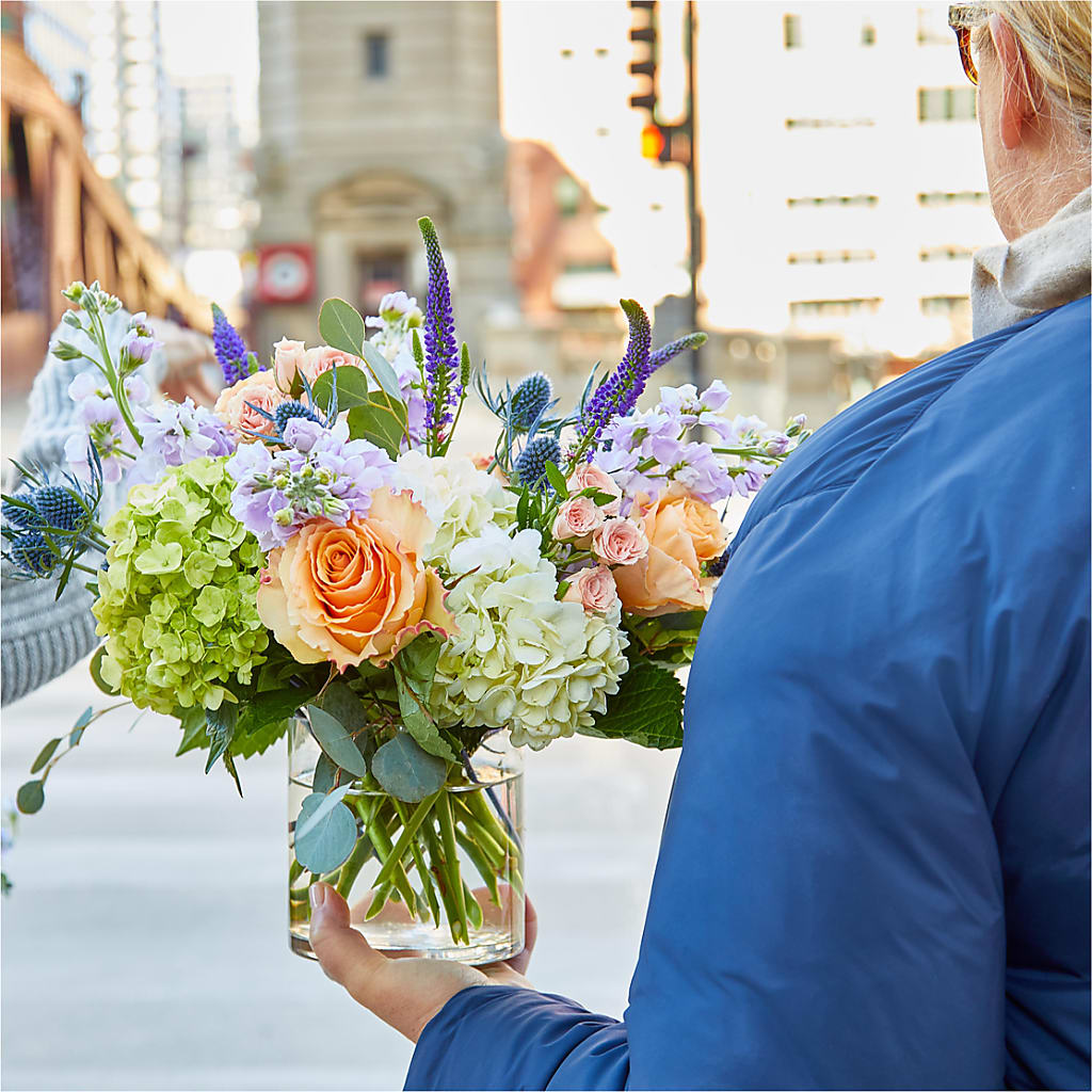 Porch Swing Bouquet – MR K'S FLOWERS, Littleton CO